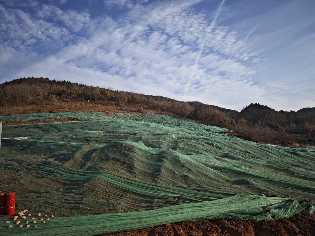 施工现场扬尘超标，还不洒水降尘！河南省某工程公司被罚1.1万元