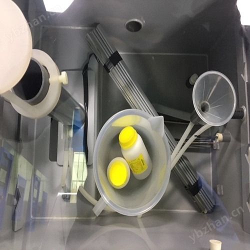 五金材料復合式鹽水噴霧試驗箱