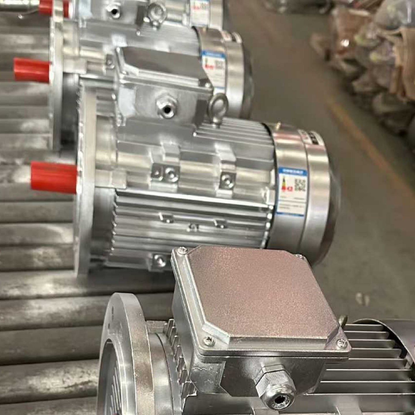 三相异步电动机型号:Y2-802-4库号：M412543