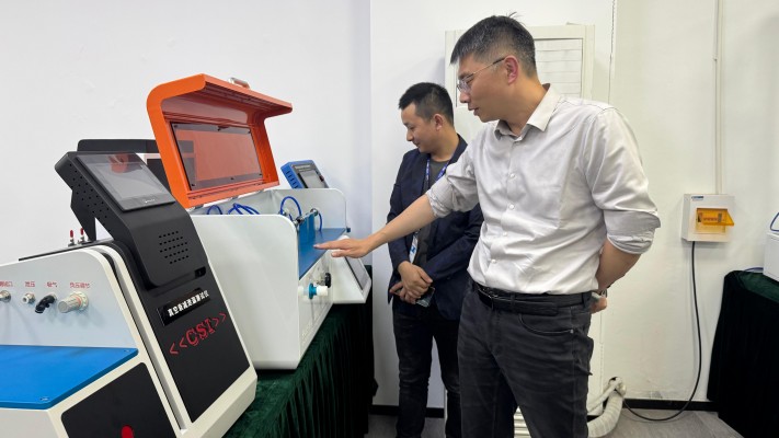 山东大学博士生导师杜付鑫教授莅临上海程斯开展学术交流